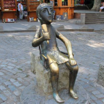 Скульптура Тамада