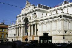 Выставочный Дворец в Риме (арх. Пьячентини).