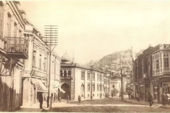 Улица Армянский базар после реконструкции. Вид в центр, справа Норашен