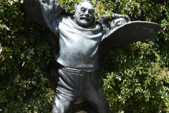 Памятник Сергею Параджанову