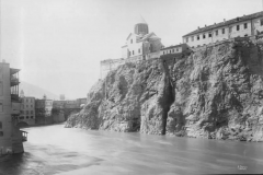 Вид на Метехский замок от устья Цавкисисцкали