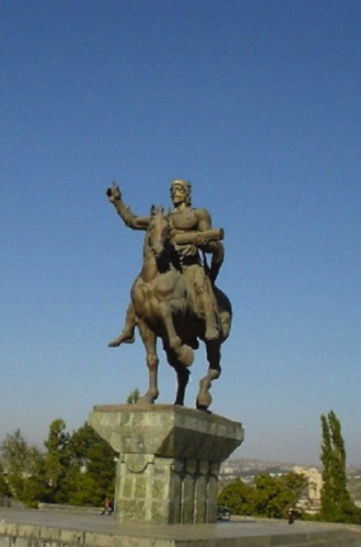Памятник Давиду Строителю
